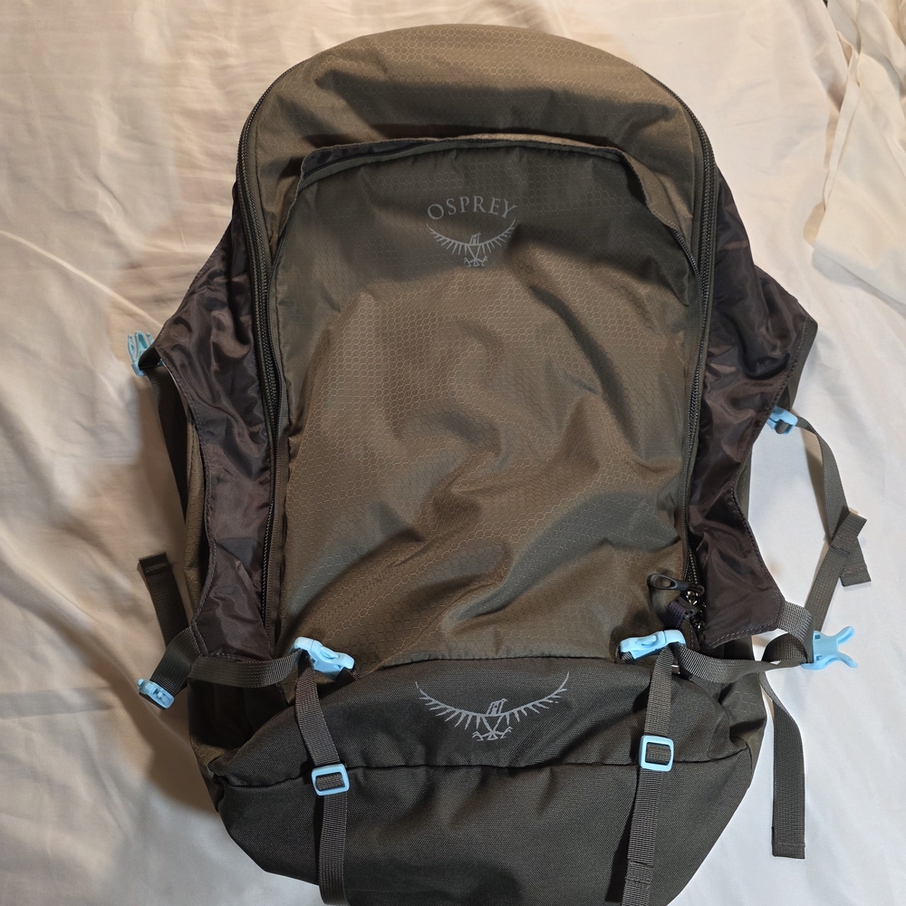 Osprey Backpack - Brown and Blue